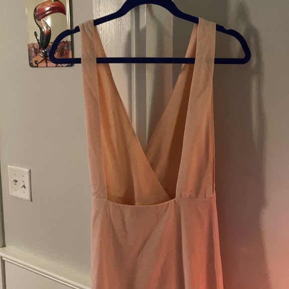 Beautiful open back tobi maxi dress - Picture 2 of 3